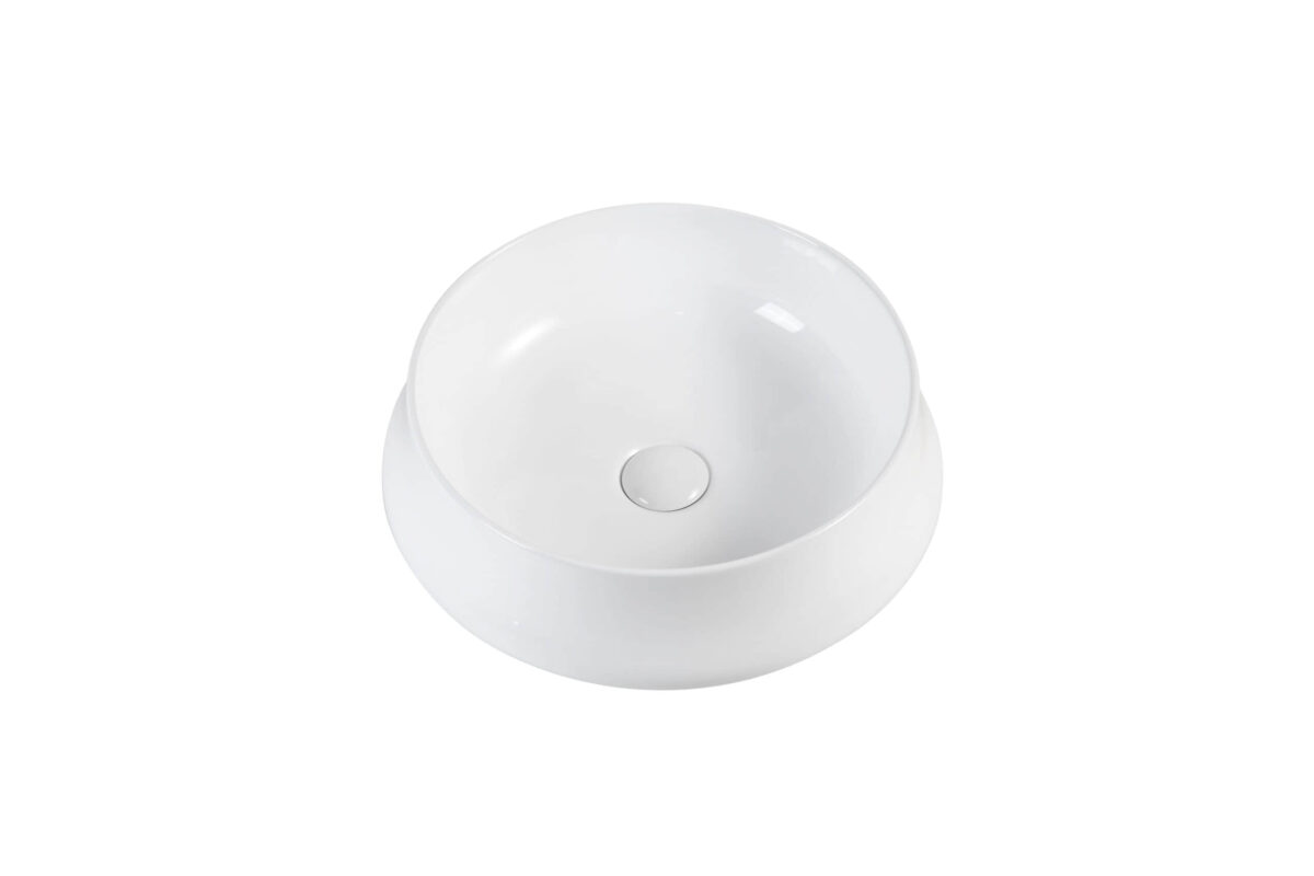 322 White ceramic bowl on a plain background.